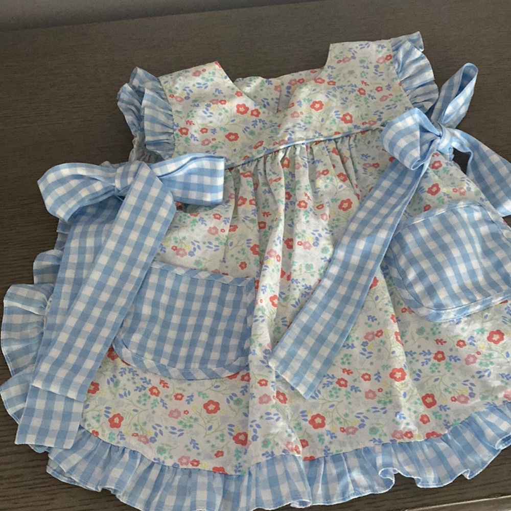 Pretty pinafore set by Shrimp and Grits Kids.  Size 4t.
